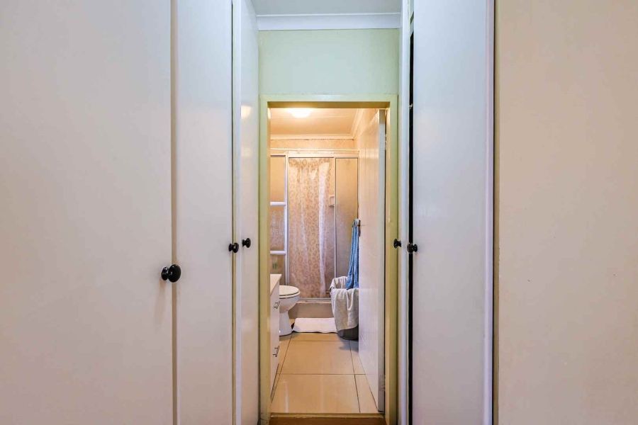 3 Bedroom Property for Sale in Faerie Glen Gauteng