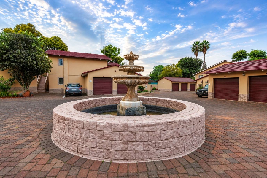 3 Bedroom Property for Sale in Faerie Glen Gauteng