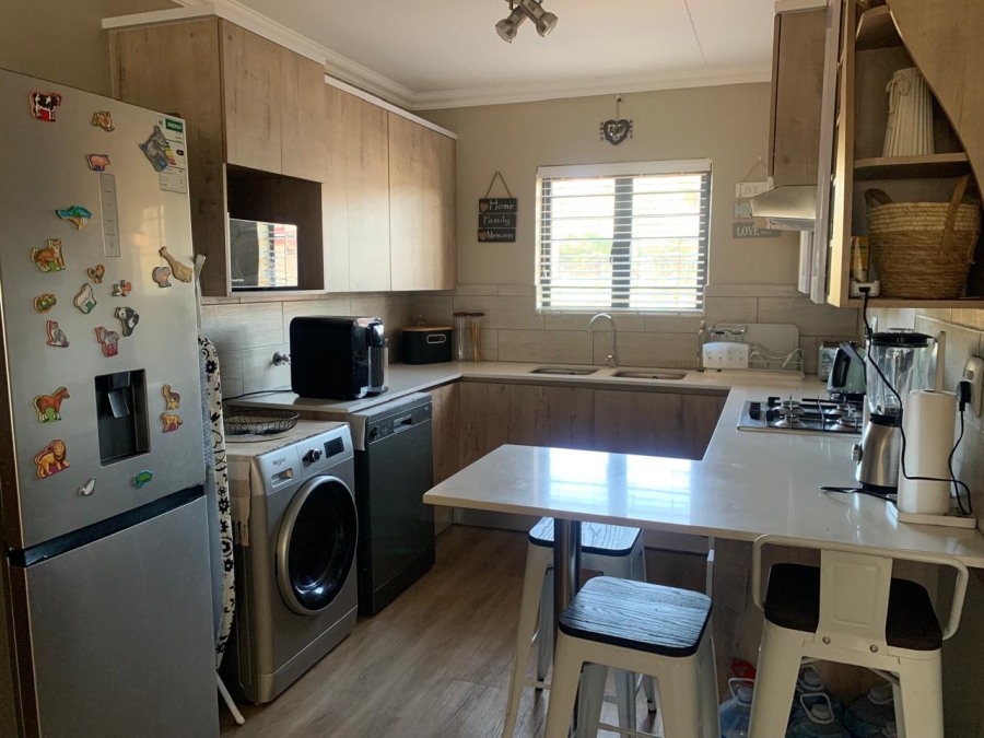 To Let 2 Bedroom Property for Rent in Roodeplaat Gauteng