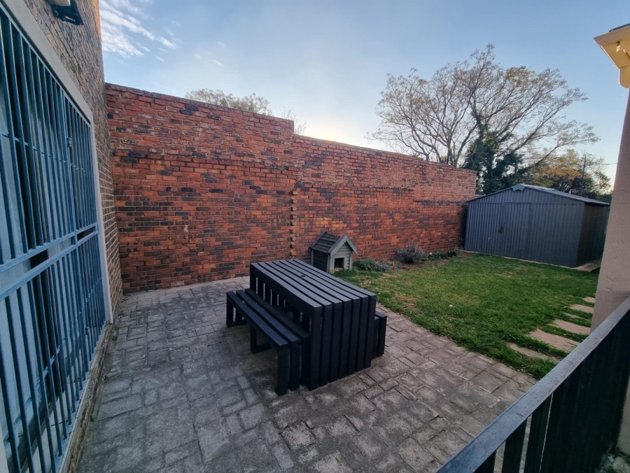 10 Bedroom Property for Sale in The Hill Gauteng