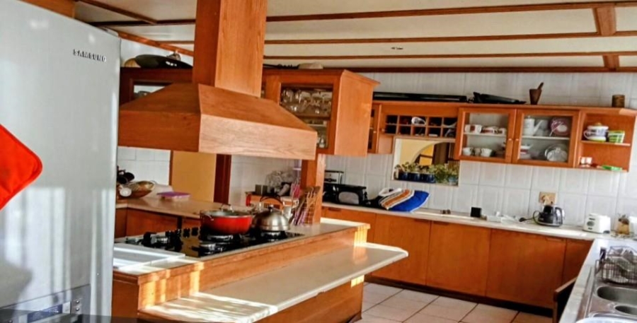 5 Bedroom Property for Sale in Diepkloof Gauteng