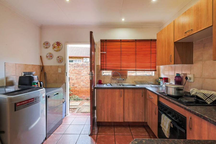 2 Bedroom Property for Sale in Meyerspark Gauteng