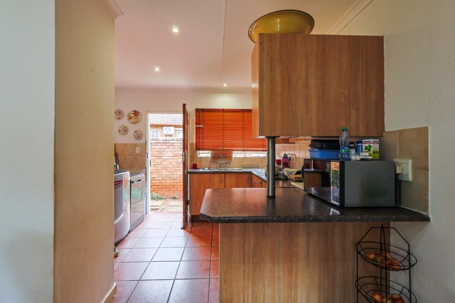 2 Bedroom Property for Sale in Meyerspark Gauteng