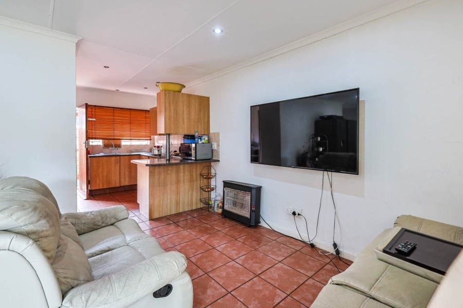 2 Bedroom Property for Sale in Meyerspark Gauteng