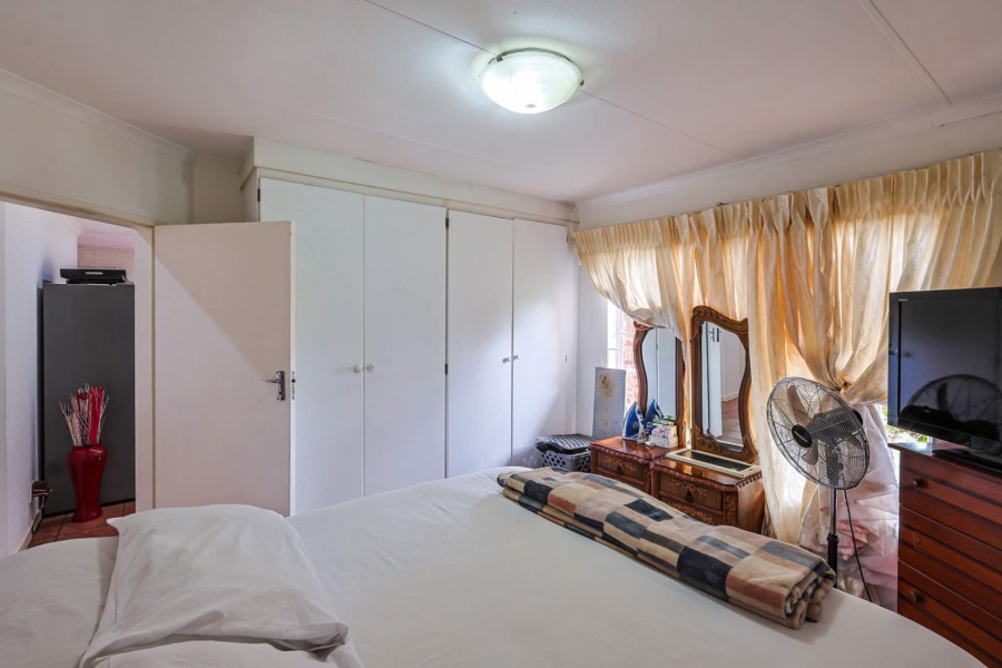 2 Bedroom Property for Sale in Meyerspark Gauteng