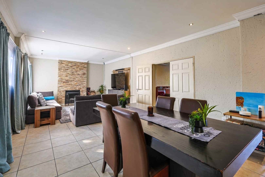 4 Bedroom Property for Sale in Six Fountains Residential Estate Gauteng