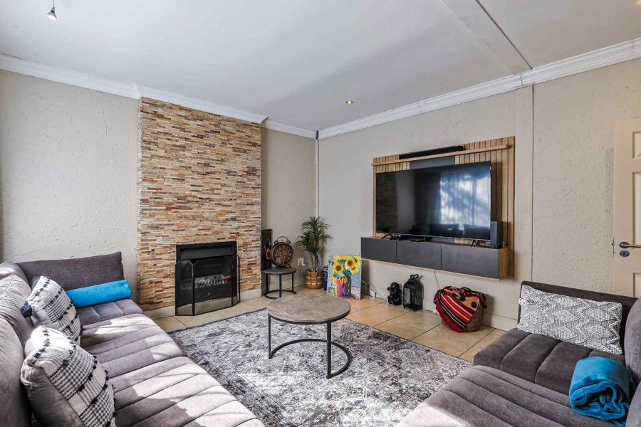 4 Bedroom Property for Sale in Six Fountains Residential Estate Gauteng