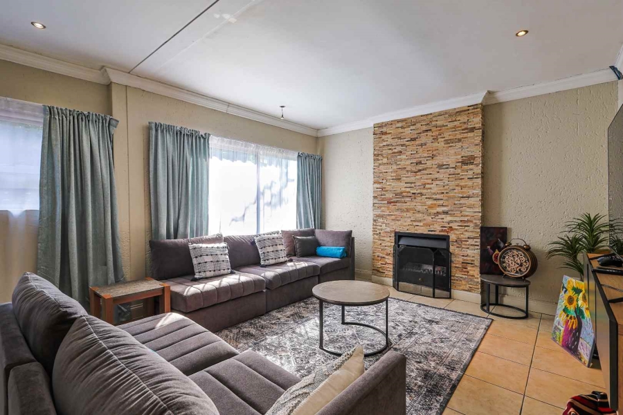 4 Bedroom Property for Sale in Six Fountains Residential Estate Gauteng
