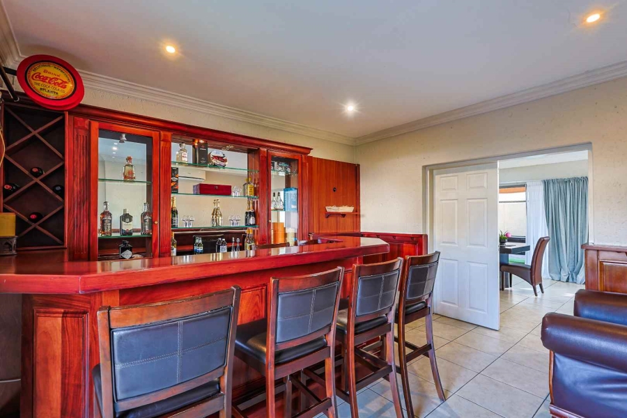 4 Bedroom Property for Sale in Six Fountains Residential Estate Gauteng