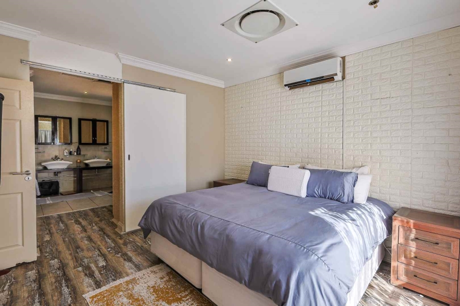 4 Bedroom Property for Sale in Six Fountains Residential Estate Gauteng