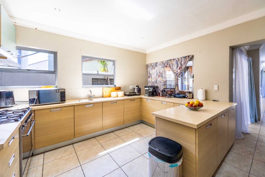 4 Bedroom Property for Sale in Six Fountains Residential Estate Gauteng