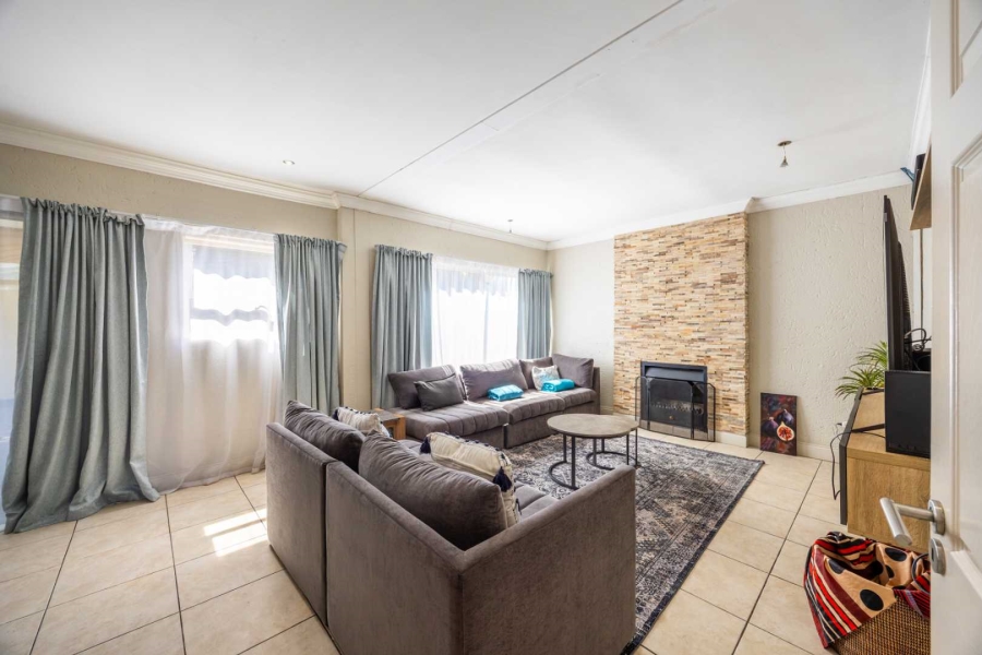 4 Bedroom Property for Sale in Six Fountains Residential Estate Gauteng
