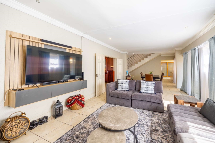 4 Bedroom Property for Sale in Six Fountains Residential Estate Gauteng
