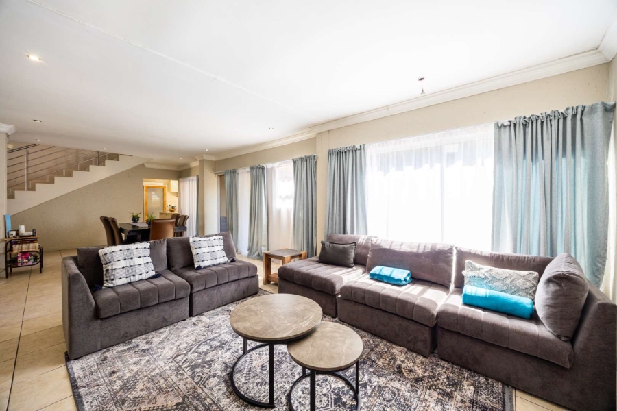 4 Bedroom Property for Sale in Six Fountains Residential Estate Gauteng