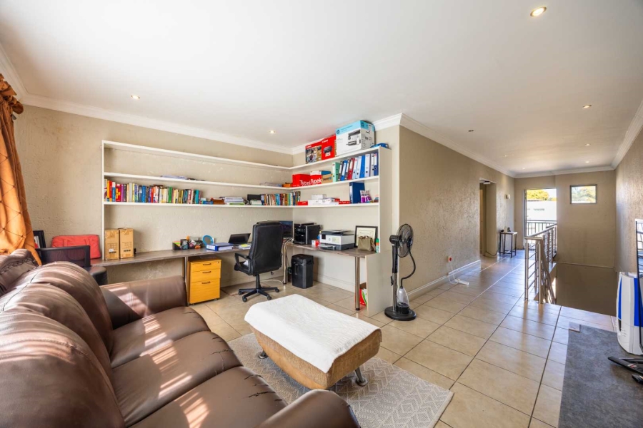 4 Bedroom Property for Sale in Six Fountains Residential Estate Gauteng