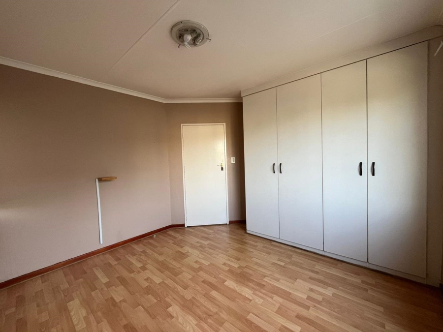 To Let 2 Bedroom Property for Rent in Halfway Gardens Gauteng