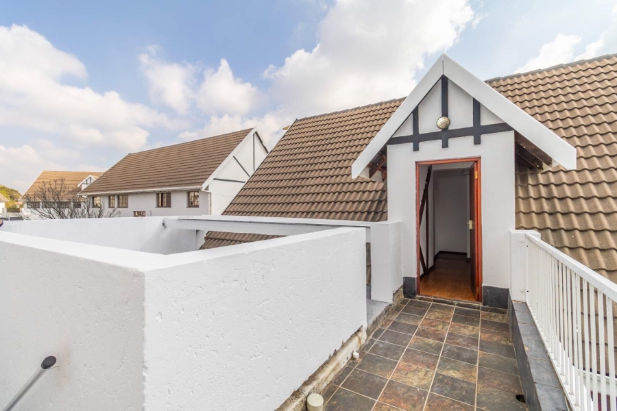 5 Bedroom Property for Sale in Barbeque Downs Gauteng