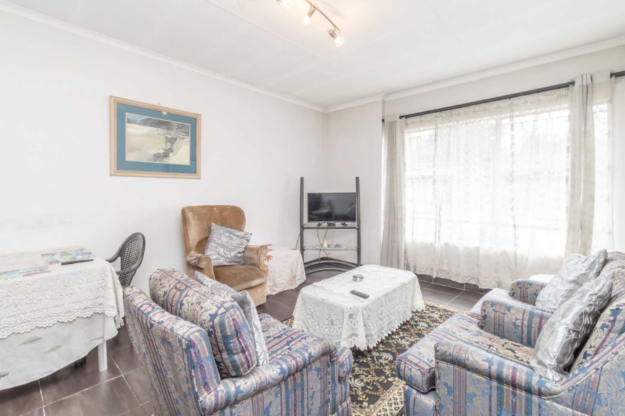 2 Bedroom Property for Sale in Vorna Valley Gauteng