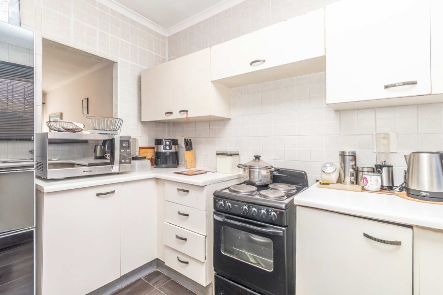 2 Bedroom Property for Sale in Vorna Valley Gauteng