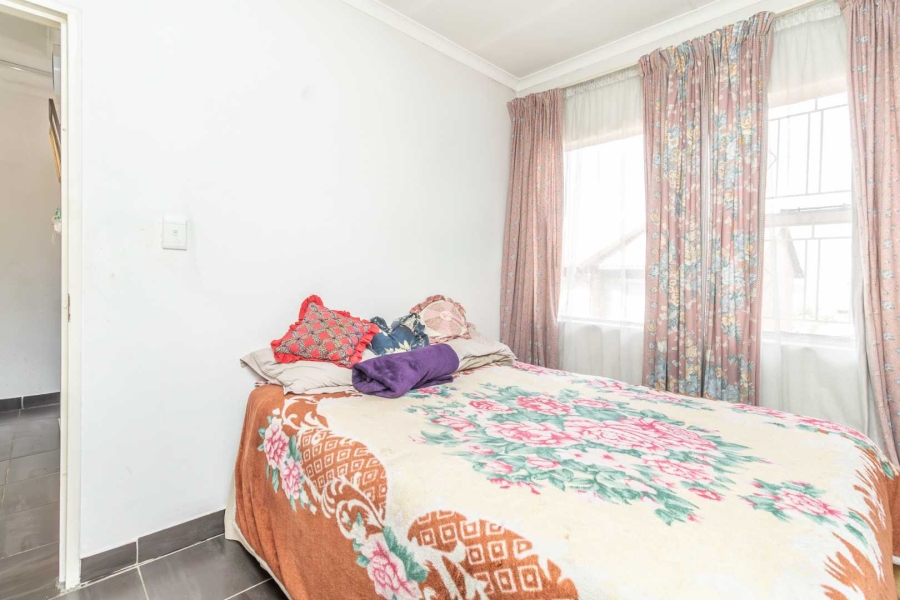 2 Bedroom Property for Sale in Vorna Valley Gauteng