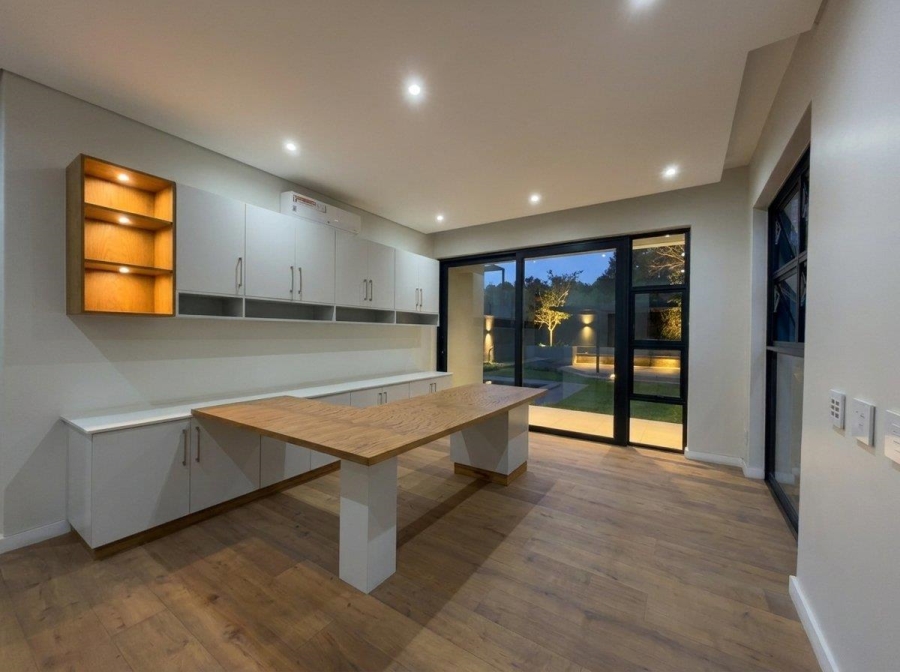 5 Bedroom Property for Sale in Steyn City Gauteng