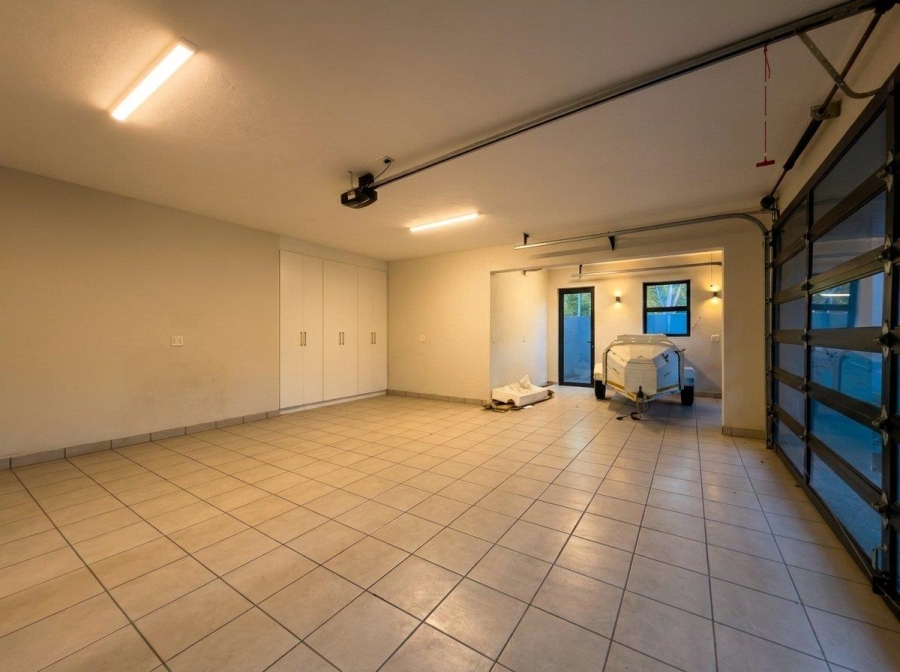 5 Bedroom Property for Sale in Steyn City Gauteng