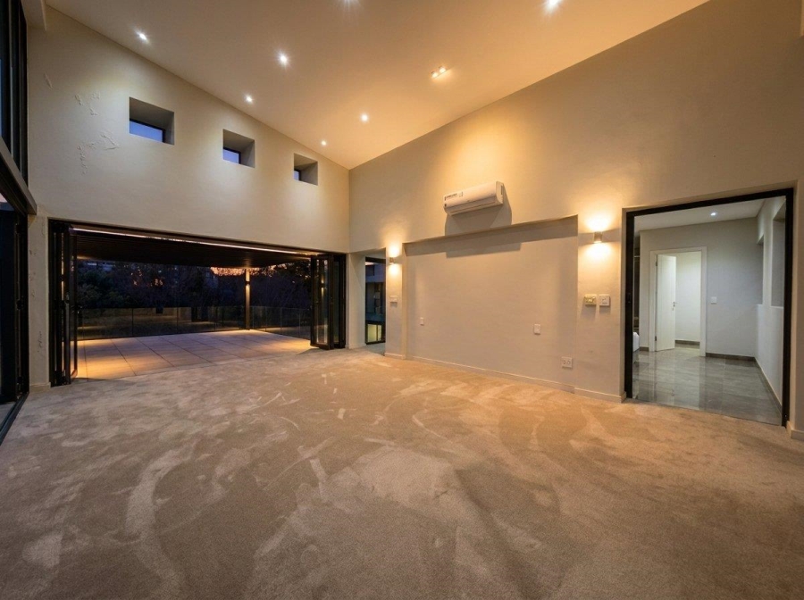 5 Bedroom Property for Sale in Steyn City Gauteng