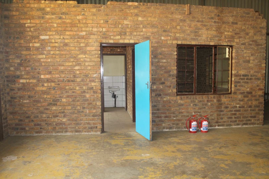 To Let Commercial Property for Rent in Waltloo Gauteng