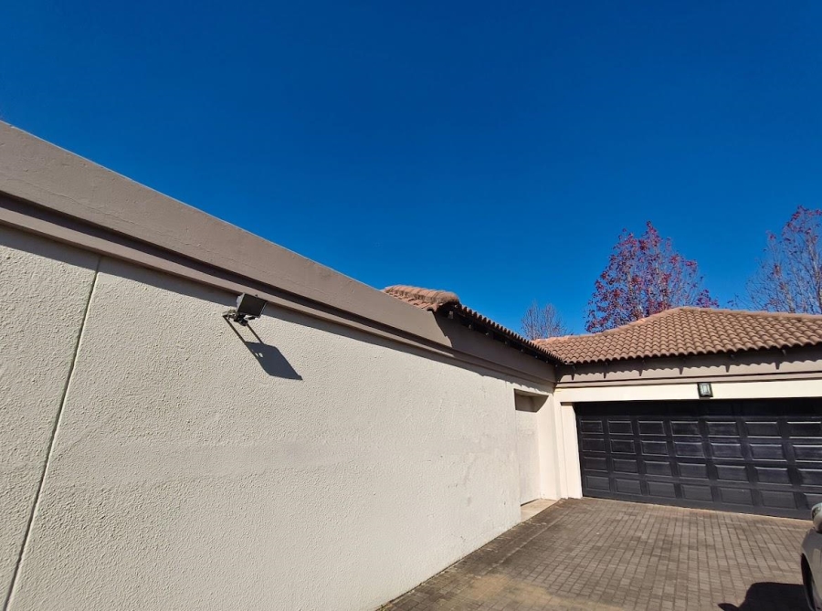 3 Bedroom Property for Sale in North Riding Gauteng