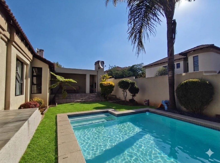 3 Bedroom Property for Sale in North Riding Gauteng