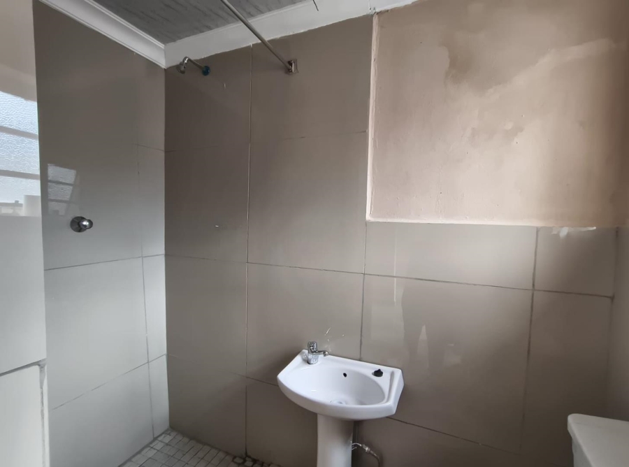 To Let 1 Bedroom Property for Rent in Maraisburg Gauteng