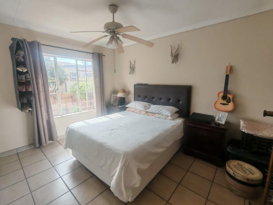 2 Bedroom Property for Sale in Amberfield Heights Gauteng