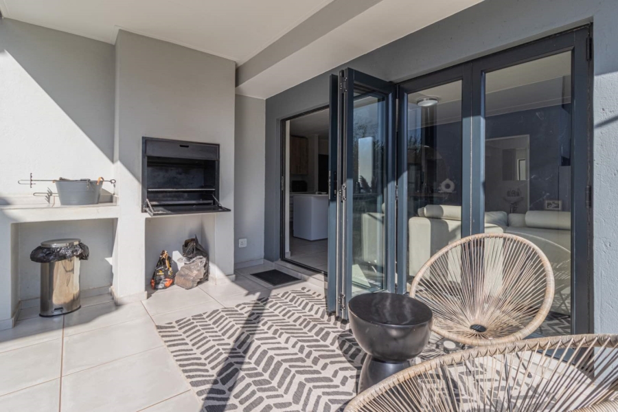 4 Bedroom Property for Sale in Little Falls Gauteng