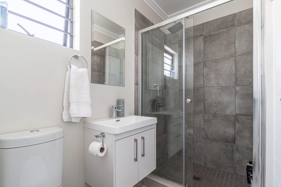 4 Bedroom Property for Sale in Little Falls Gauteng