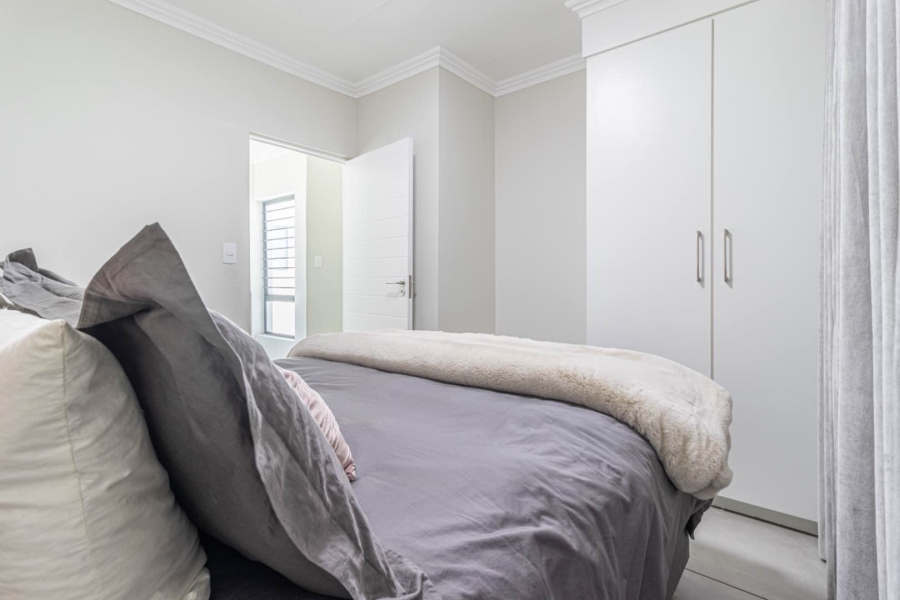 4 Bedroom Property for Sale in Little Falls Gauteng