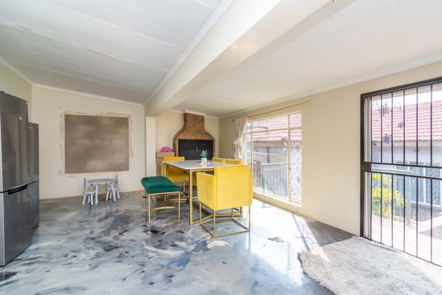 4 Bedroom Property for Sale in Florida Gauteng