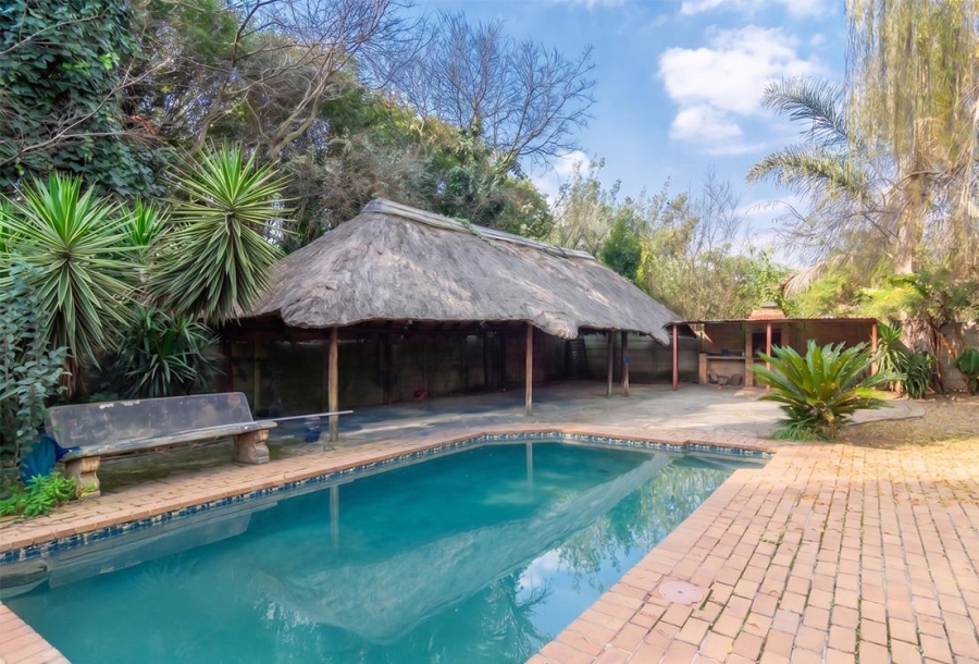 4 Bedroom Property for Sale in Florida Gauteng