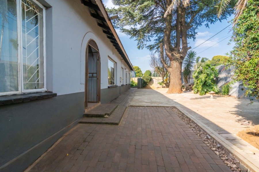 4 Bedroom Property for Sale in Florida Gauteng