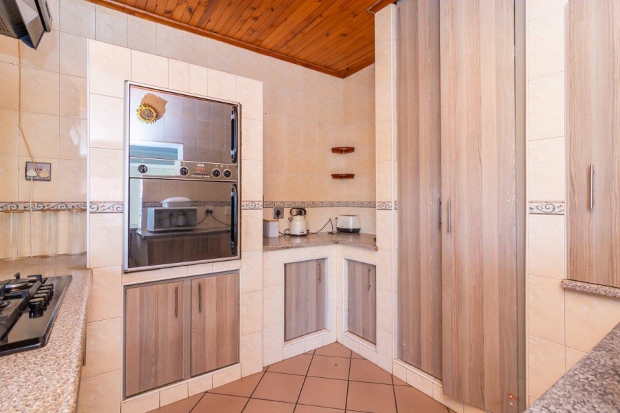 4 Bedroom Property for Sale in Florida Gauteng
