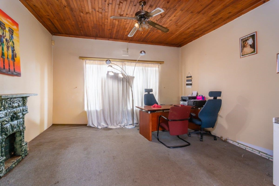 4 Bedroom Property for Sale in Florida Gauteng