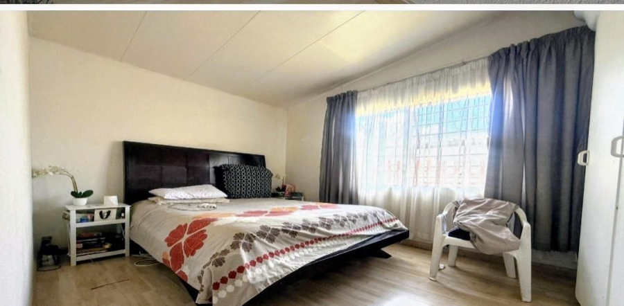 3 Bedroom Property for Sale in Ridgeway Gauteng