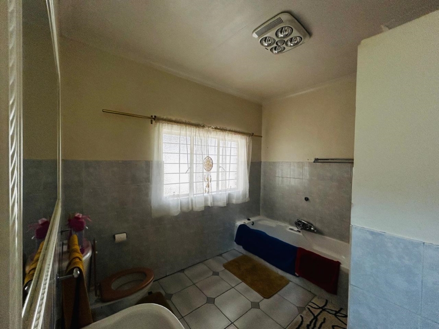 4 Bedroom Property for Sale in Jordaan Park Gauteng