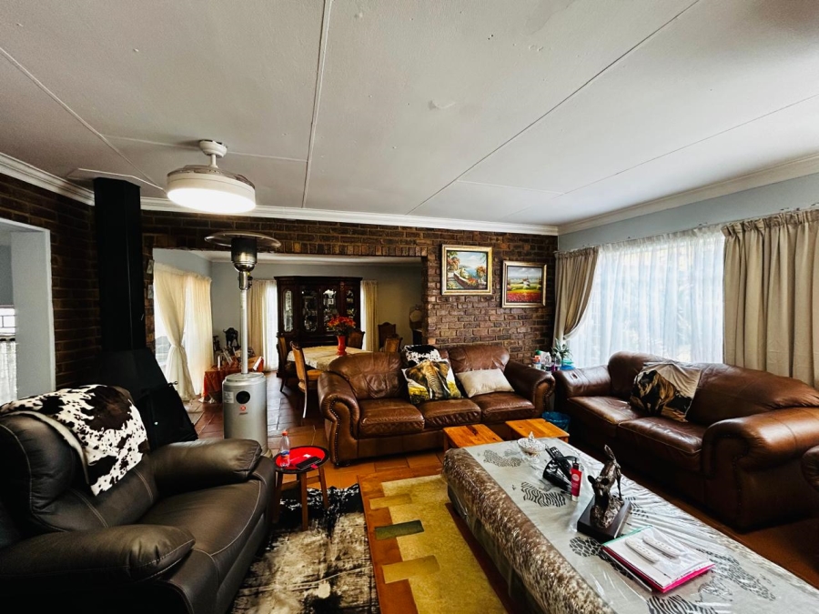 4 Bedroom Property for Sale in Jordaan Park Gauteng