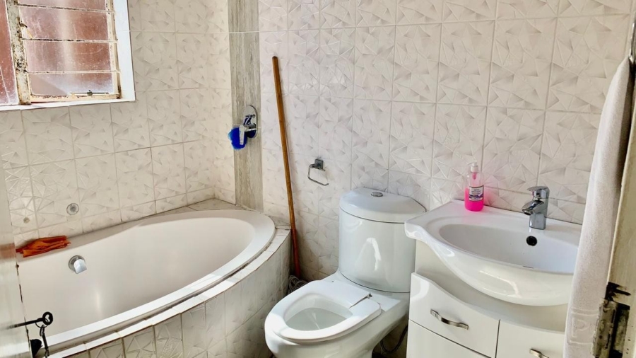 3 Bedroom Property for Sale in Ormonde Gauteng