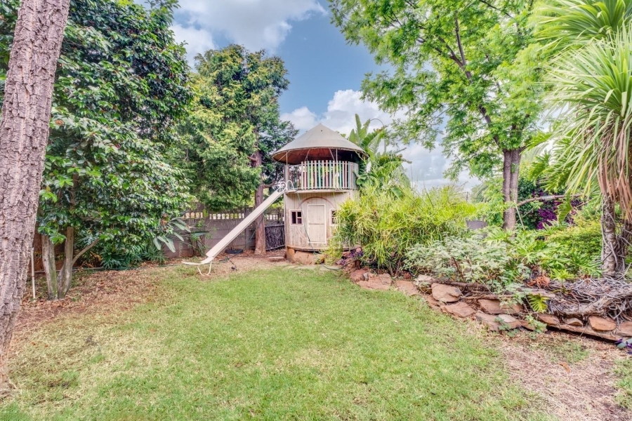 7 Bedroom Property for Sale in Weltevreden Park Gauteng
