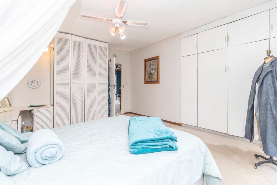 7 Bedroom Property for Sale in Weltevreden Park Gauteng
