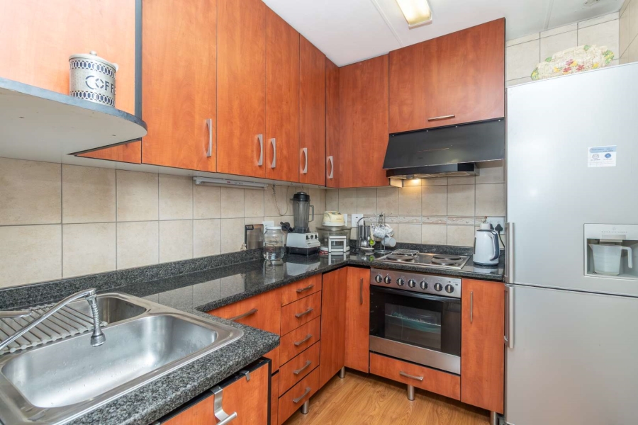 7 Bedroom Property for Sale in Weltevreden Park Gauteng