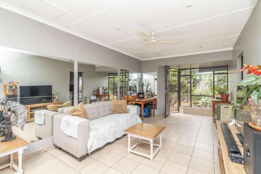7 Bedroom Property for Sale in Weltevreden Park Gauteng