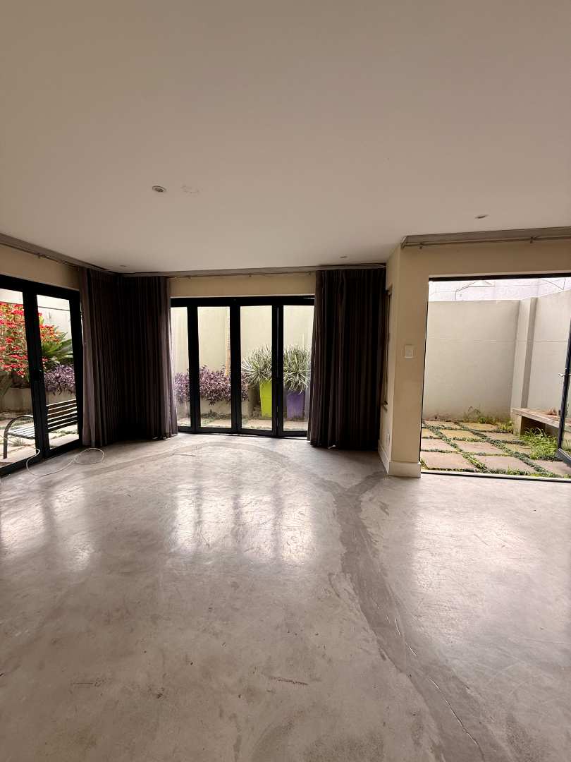To Let 3 Bedroom Property for Rent in Morningside Gauteng