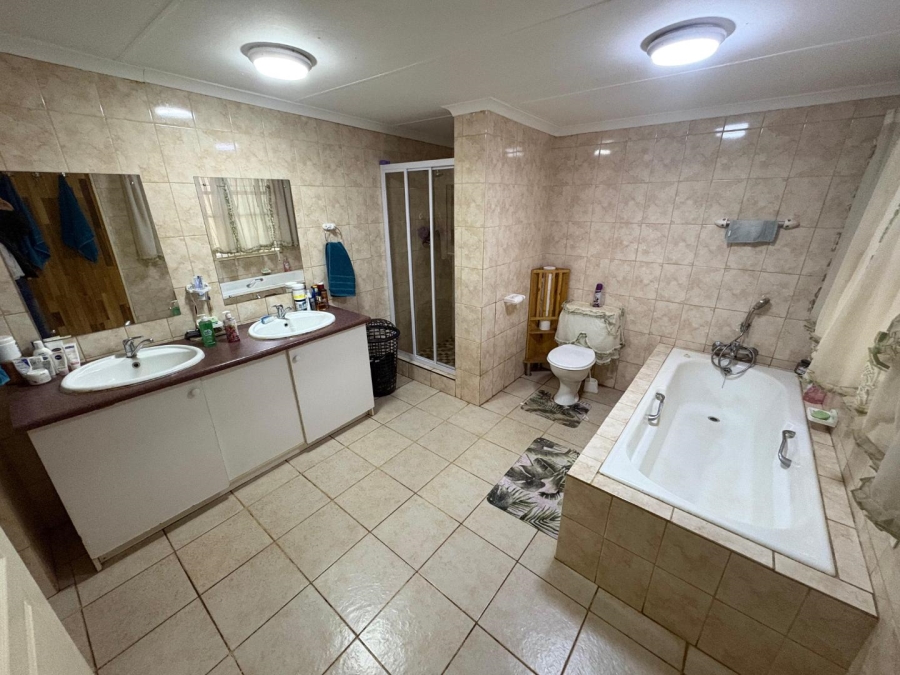 3 Bedroom Property for Sale in Valley Settlements A H Gauteng